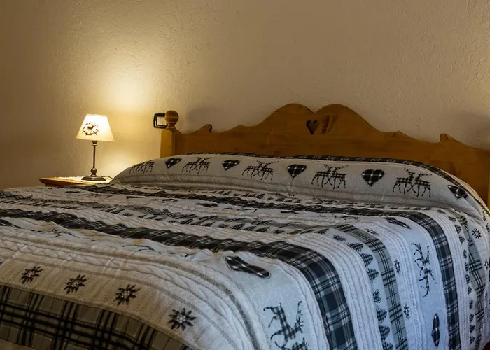 Alojamento de Acomodação e Pequeno-almoço La Meridiana 3*